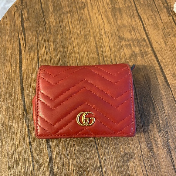 Gucci Accessories - GUCCI GG Marmont Card Case Wallet Red